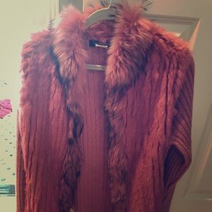 Laura Bernal cardigan w fur.